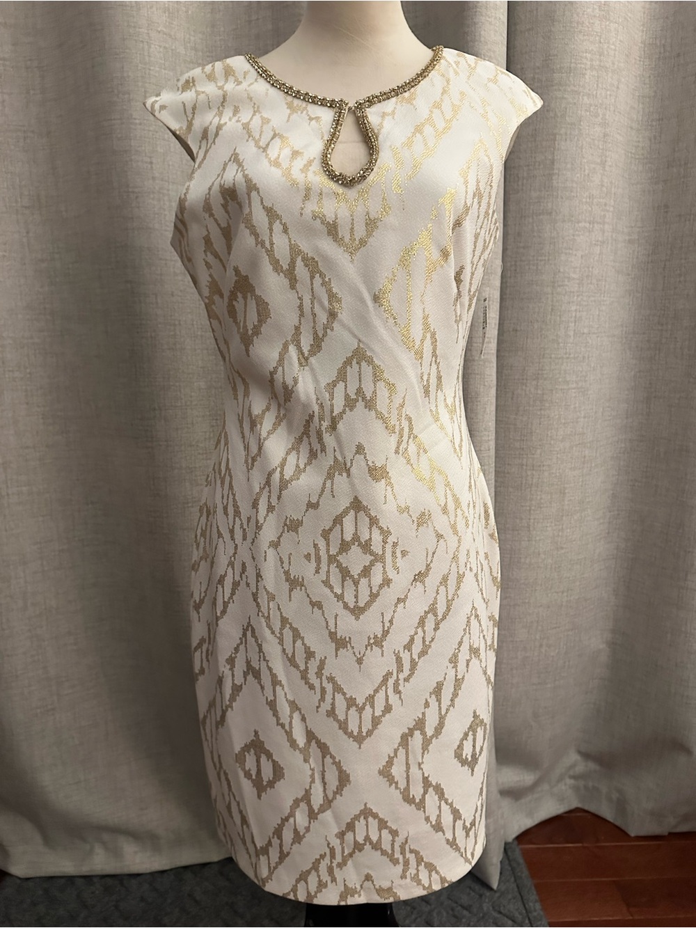 Dressbarn White and Gold Keyhole Sheath Dress